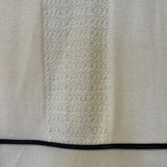 St. John two piece blazer and dress with leather detail size 4 - Picture 3 of 10